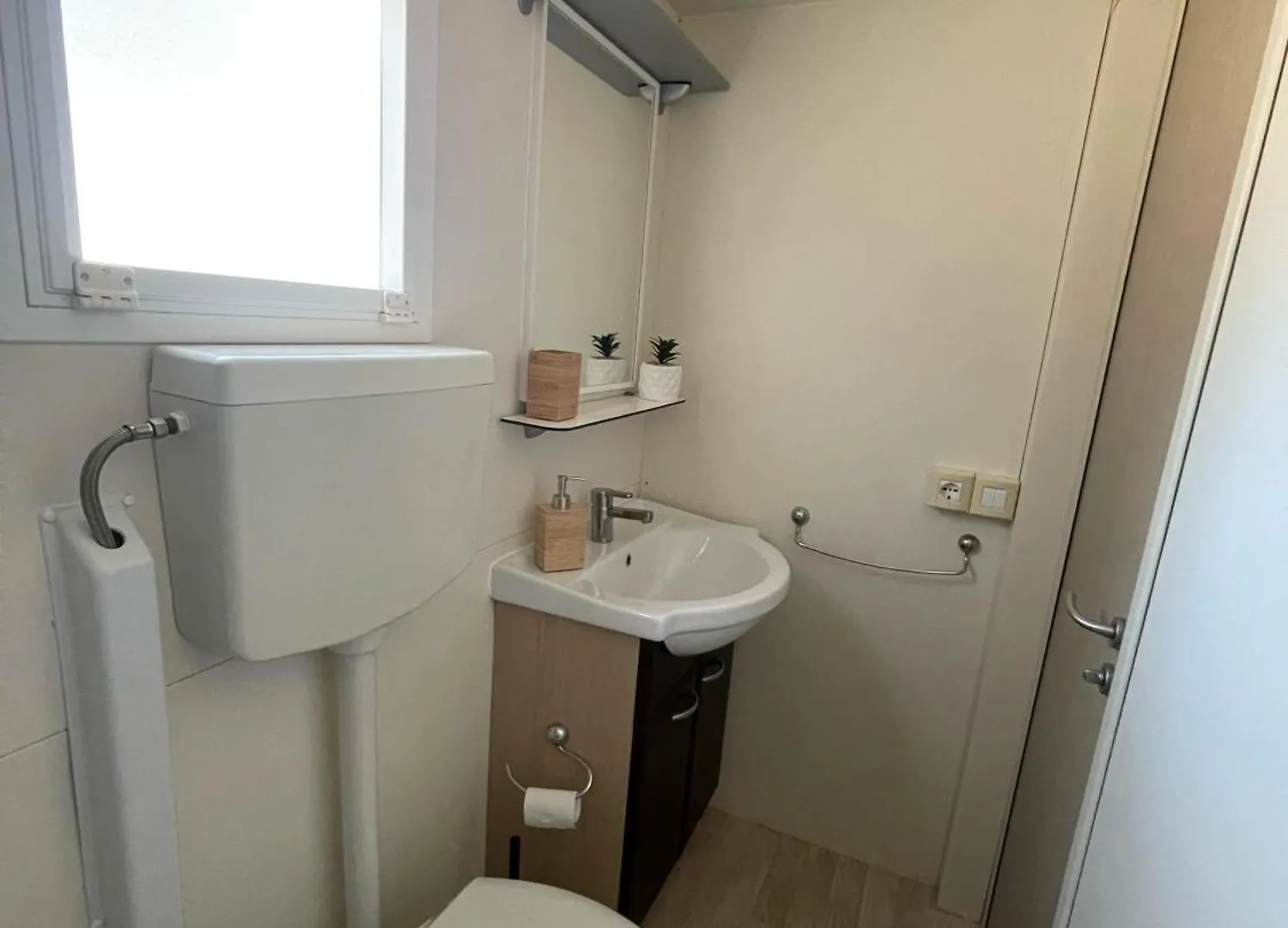 Bajki Mobile Home 3 비오그라드나모루 캠프장